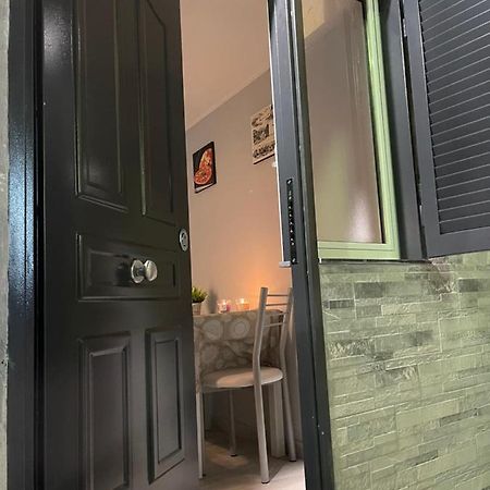 Mary House Spacca Napoli Exterior foto